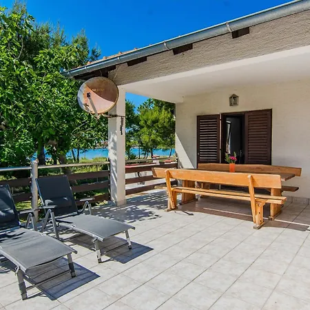 Nyaraló Seaside House - Zadar - 24940 Privlaka